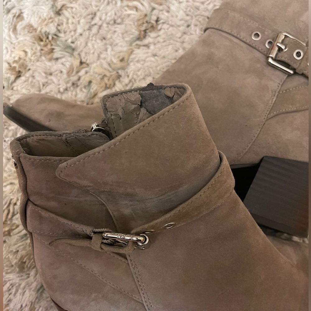 Sam Edelman block heel booties. - Picture 4 of 4